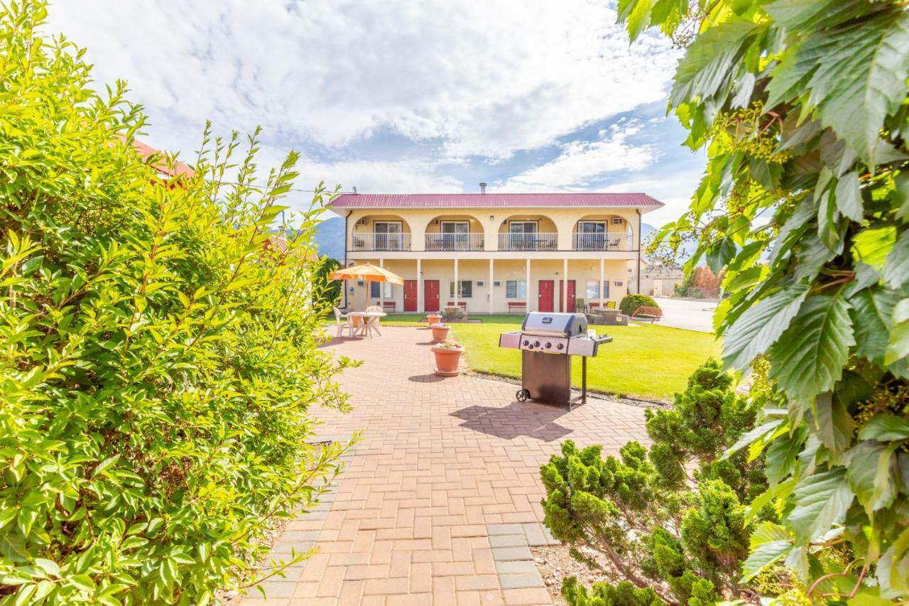 Westridge Motor Inn Osoyoos Exterior foto